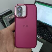 CAPA IPHONE 16 FUSCA S/MAGSAFE ABIERTO