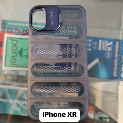 CAPA IPHONE XR LENS C/SOPORTE