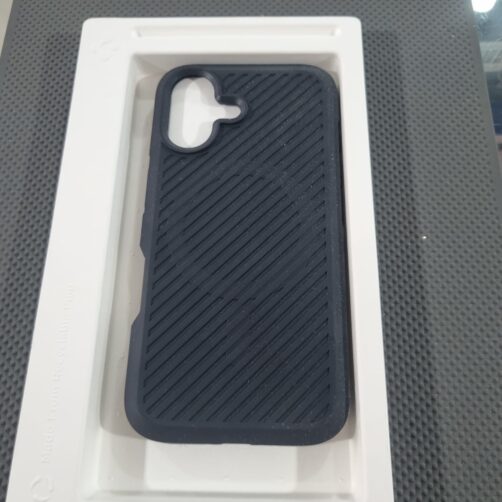 CAPA IPHONE 16 SPIGEN CORE ARMOR ACS08221
