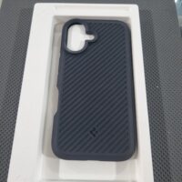 CAPA IPHONE 16 SPIGEN CORE ARMOR ACS08220